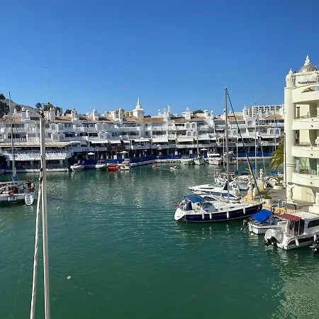 Puerto Marina Island Apartamento Benalmádena
